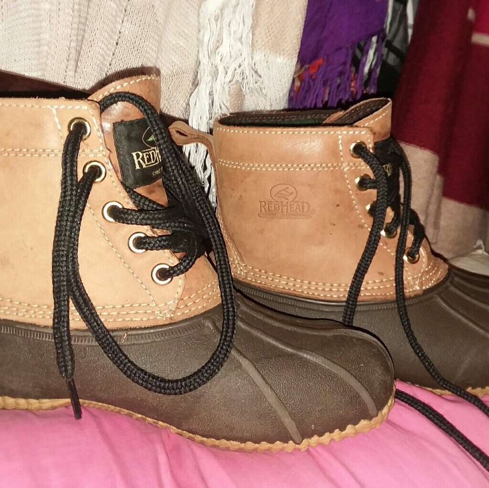 Red head boots size 6